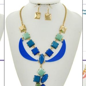 Necklace set